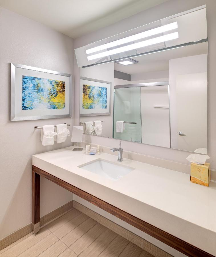 Courtyard By Marriott Columbia Northeast/Fort Jackson Area Екстериор снимка