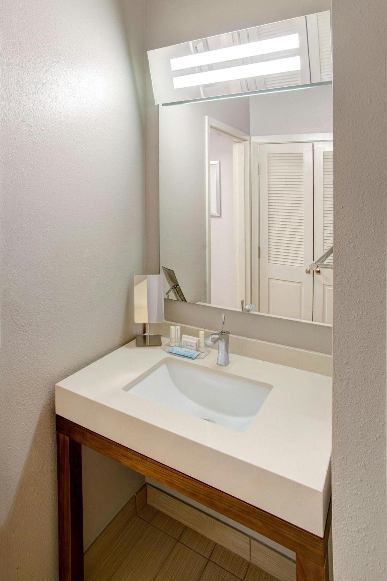 Courtyard By Marriott Columbia Northeast/Fort Jackson Area Екстериор снимка