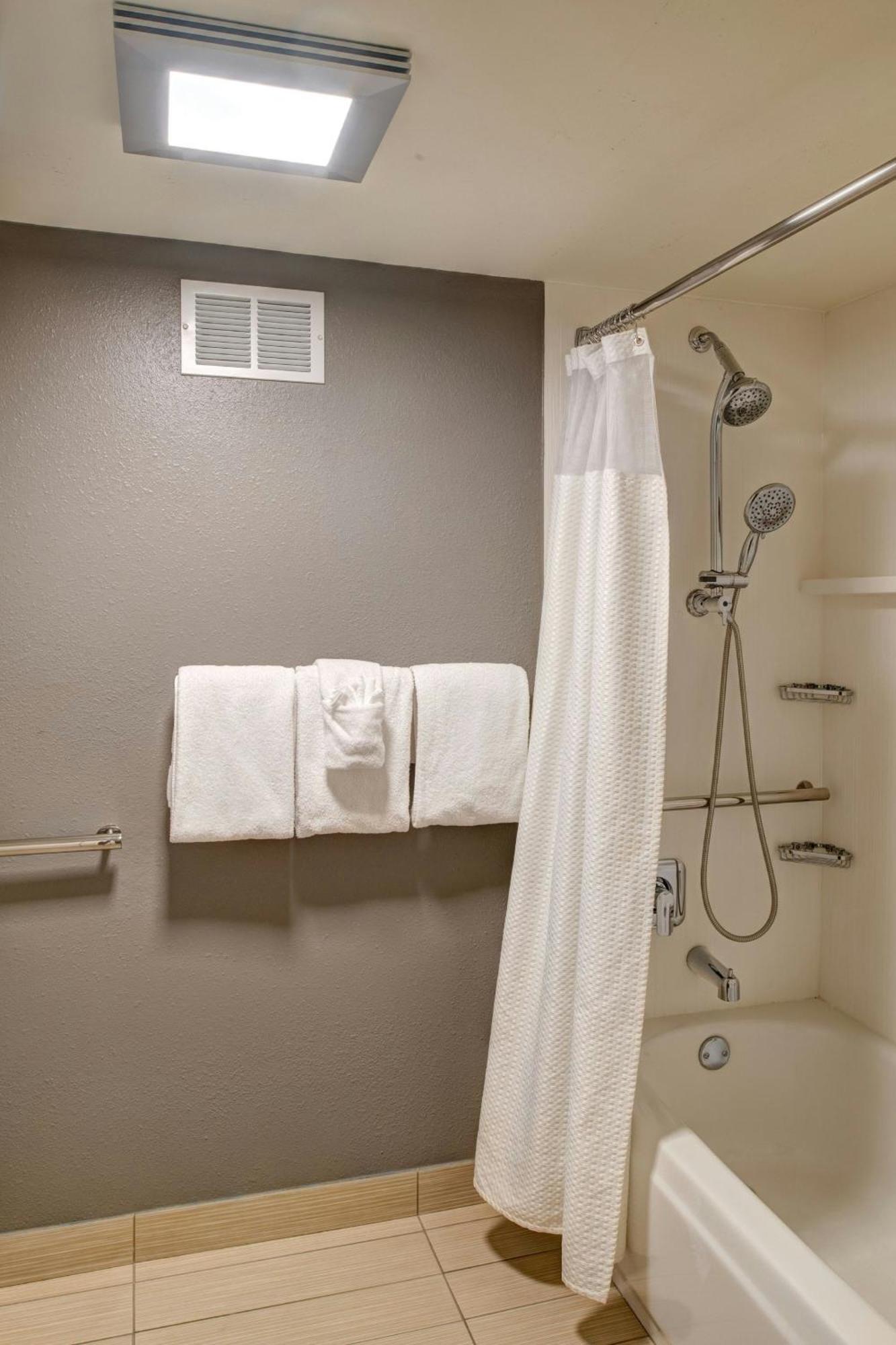 Courtyard By Marriott Columbia Northeast/Fort Jackson Area Екстериор снимка