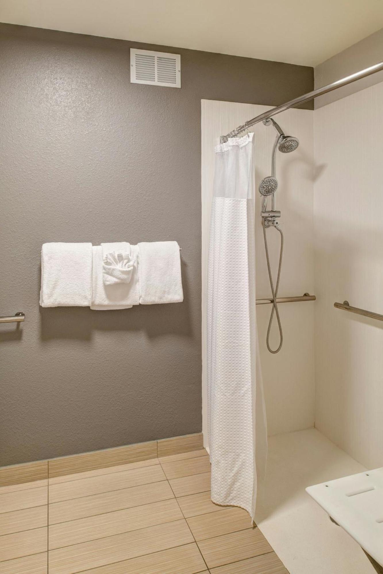 Courtyard By Marriott Columbia Northeast/Fort Jackson Area Екстериор снимка